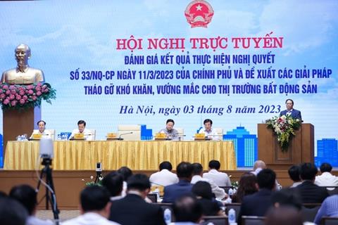 Tiếp tục chung tay gỡ khó cho thị trường bất động sản